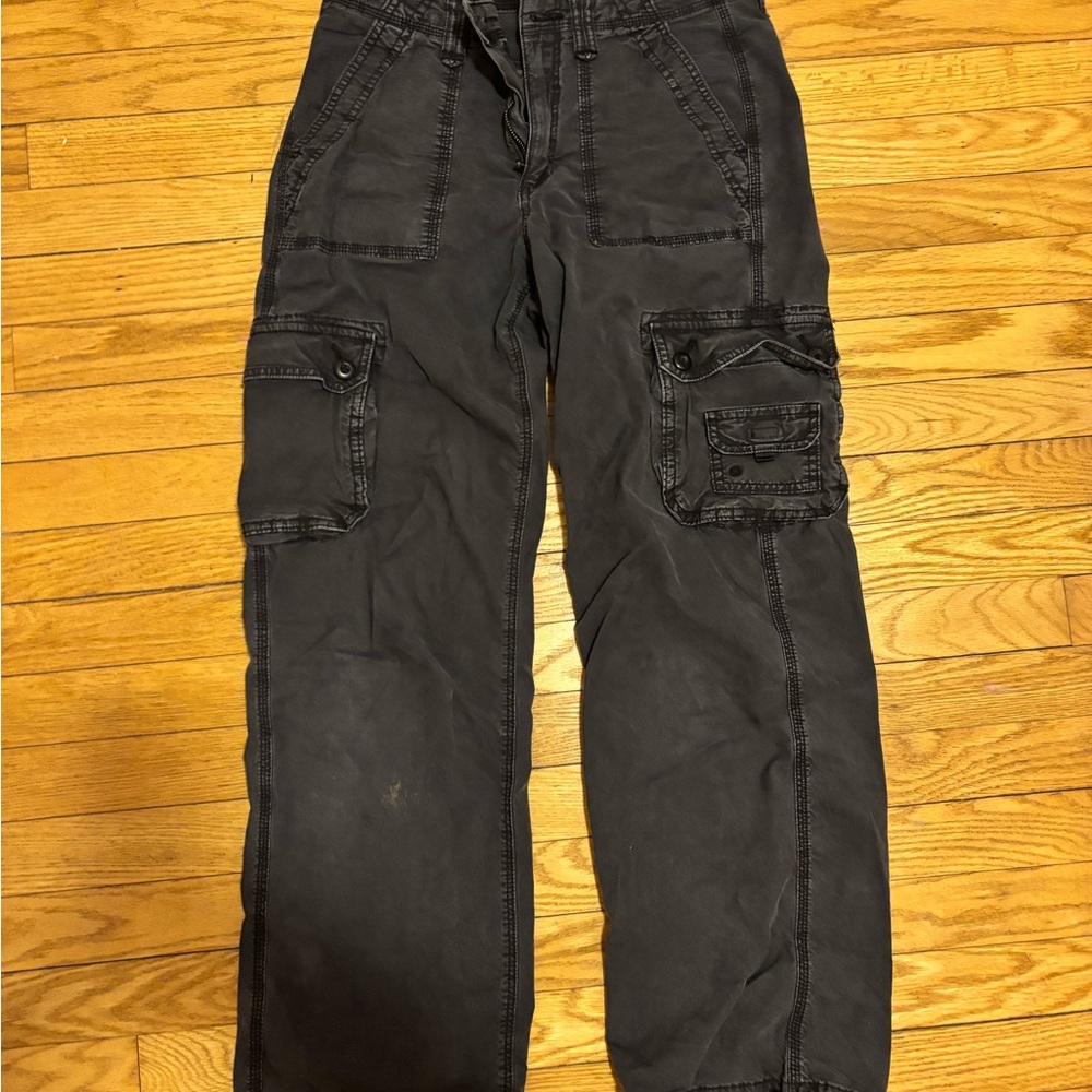 Women’s American Eagle Black Cargo Pants